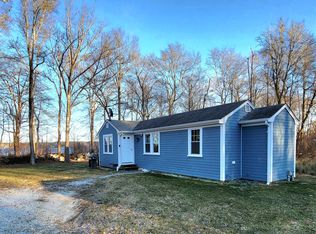 602 Crandall Rd, Tiverton, RI 02878