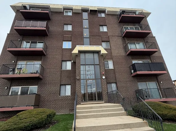 10424 S Central Ave #3NE, Oak Lawn, IL 60453