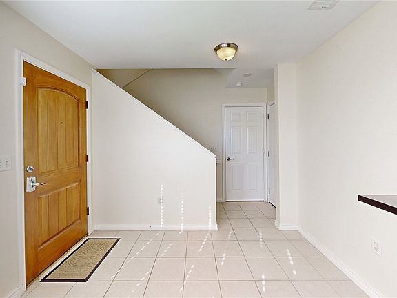 5th image of 361 George Bush Dr E
