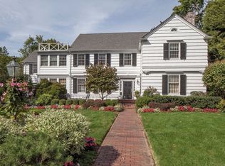 77 Brewster Rd, Scarsdale, NY 10583