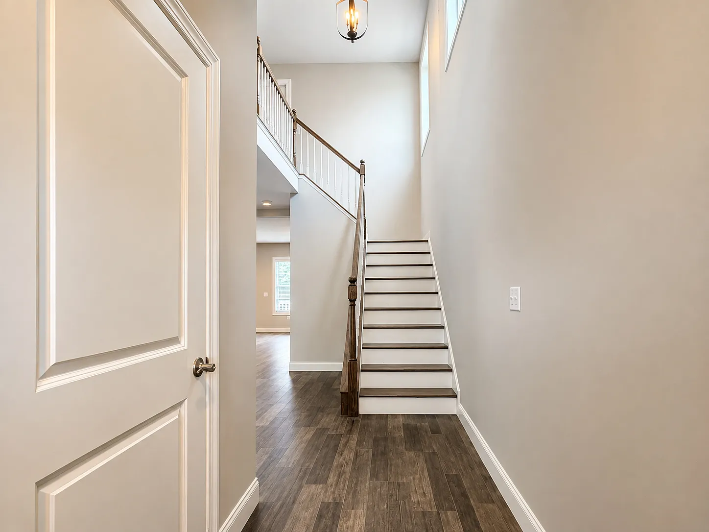 3 bed, 2.5 bath, 1895 sqft, $2,395 — Photo 4