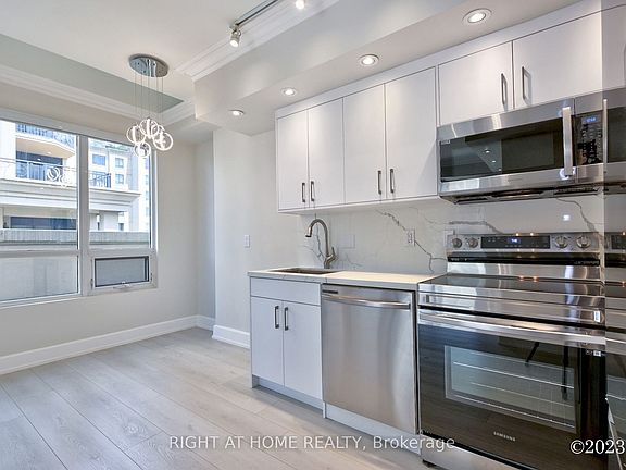 5th image of 650 Sheppard Ave E #Penthouse 15