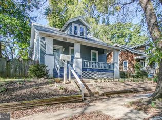 4002 35th St, Mount Rainier, MD 20712