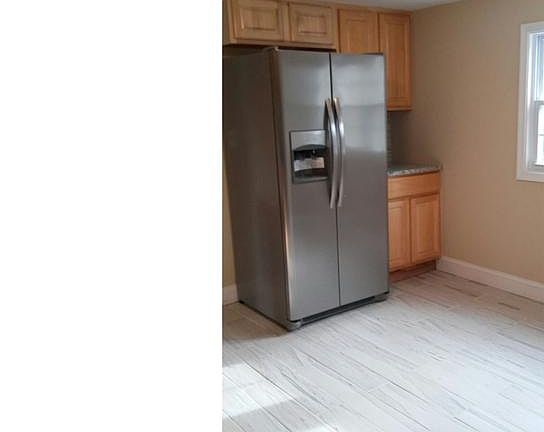 4th image of 104 Taylor Ave
