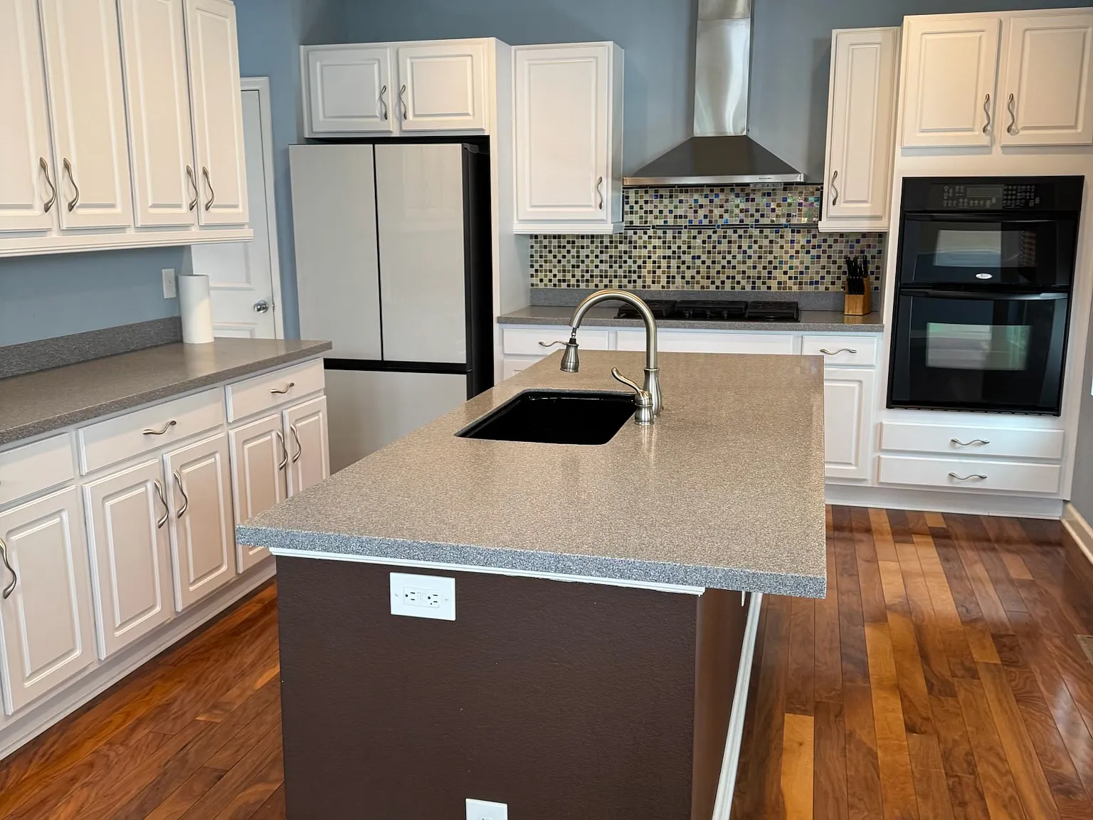 4 bed, 2730 sqft, $3,600 — Photo 4