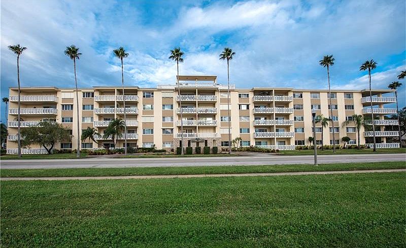 1st image of 1200 N Shore Dr NE Unit 309