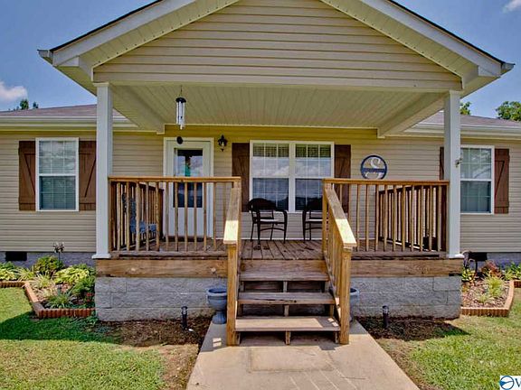 3rd image of 251 Dudley Ln