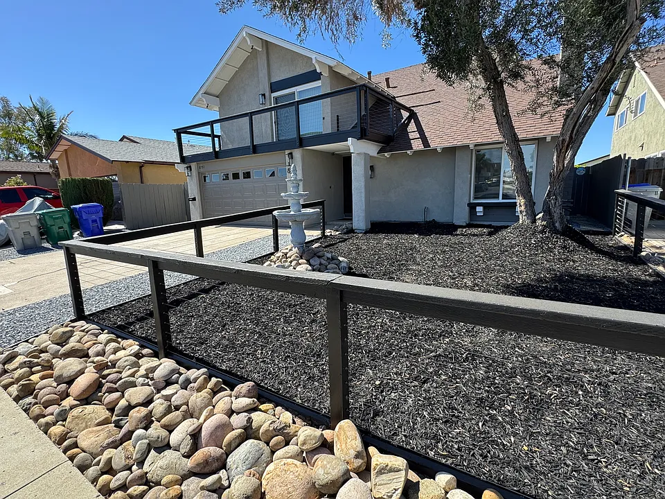 8790 Capricorn Way