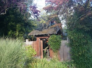 702 N 65th St, Seattle, WA 98103