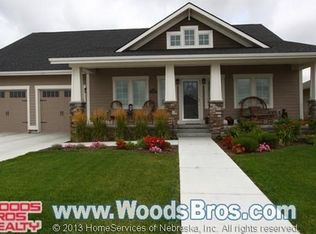 6950 NW 3rd St, Lincoln, NE 68521