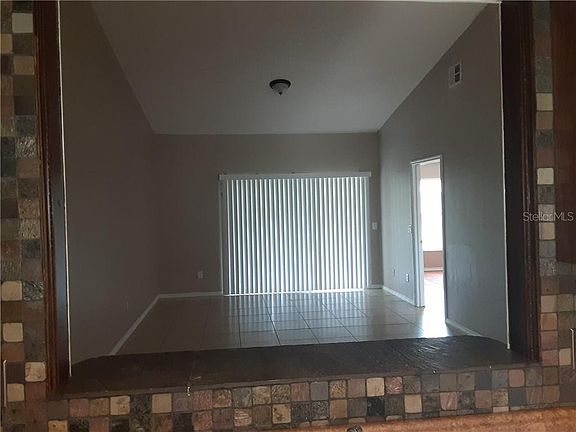 4th image of 1219 Caribbean Cove Ct #1219