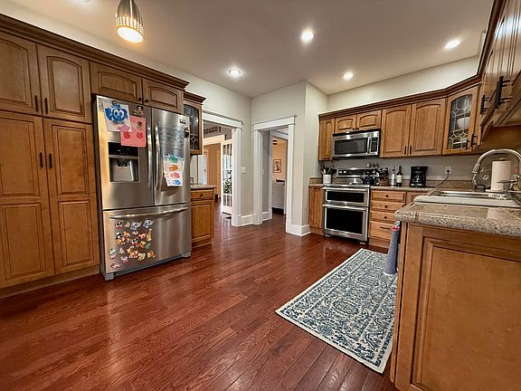 4th image of this home