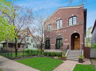 1834 W Larchmont Ave, Chicago, IL 60613
