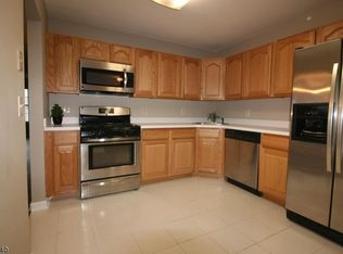 248 Potomac Dr, Basking Ridge, NJ 07920