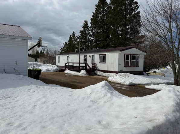 330 E Church St, Pickford, MI 49774