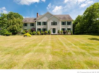 35 Blueberry Hill Dr, Madison, CT 06443