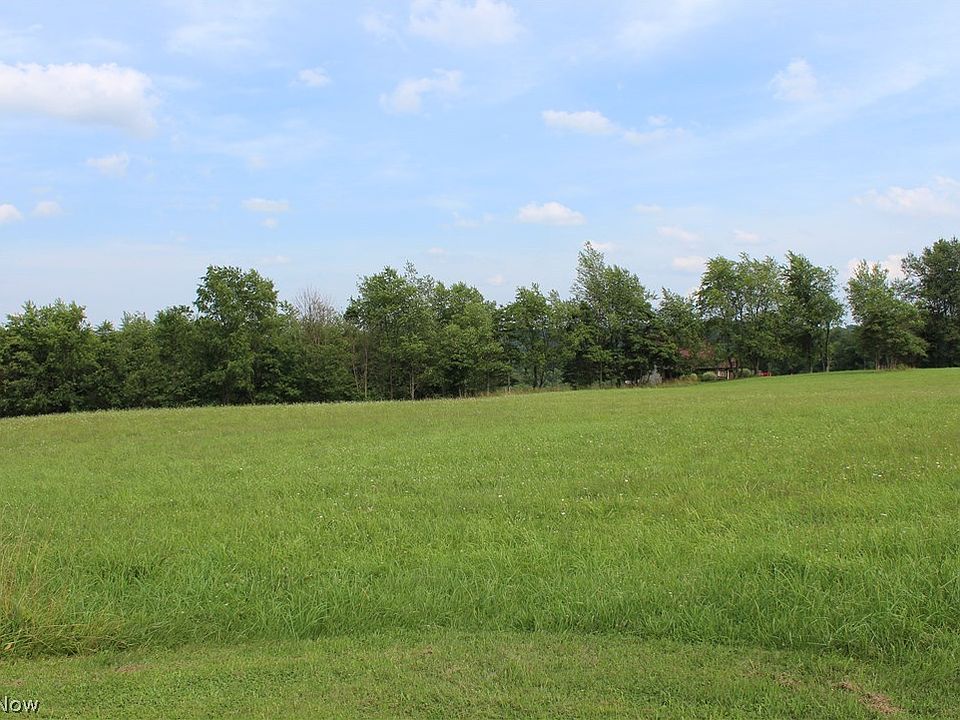 1st image of Horseshoe Ln