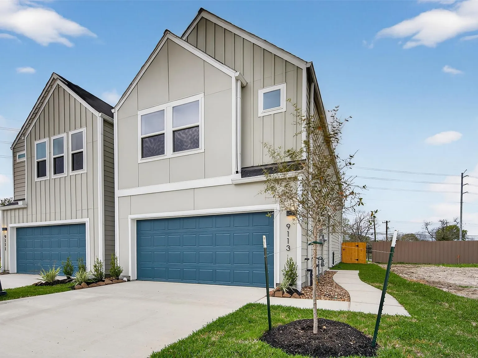 3 bed, 2.5 bath, 1750 sqft, $2,050 — Photo 3