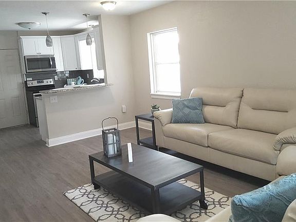 3rd image of 1251 Sedeeva Cir N