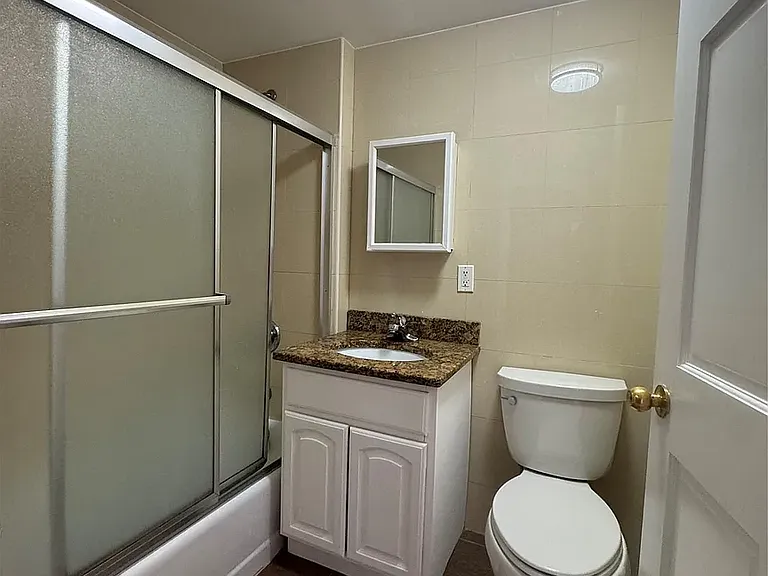 14105 Cherry Ave #8A — Photo 6