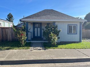 139 R St, Riddle, OR 97469