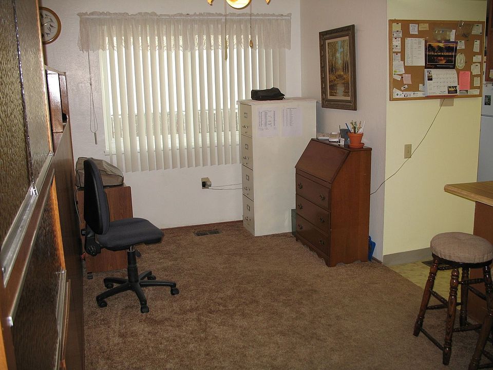 2nd image of 194 Lassen Cir