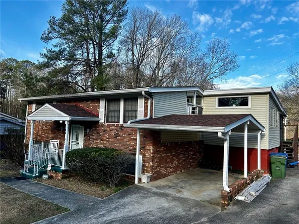 3585 Meadowridge Dr SW, Atlanta, GA 30331