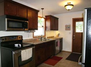 4144 S 91st Pl, Greenfield, WI 53228