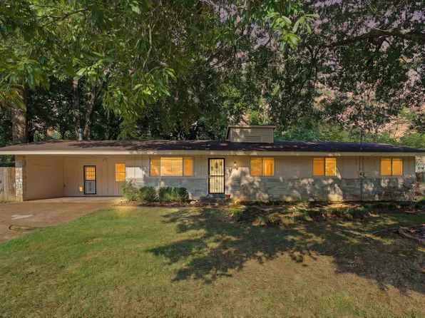2603 Elmore Park Rd, Bartlett, TN 38134