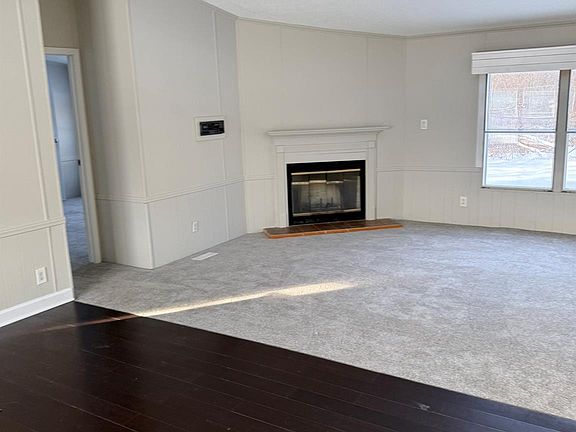 5th image of 5249 Lapeer Rd