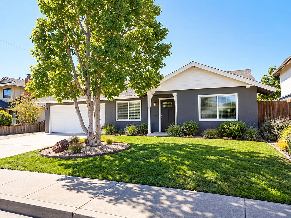 121 Huntington Pl