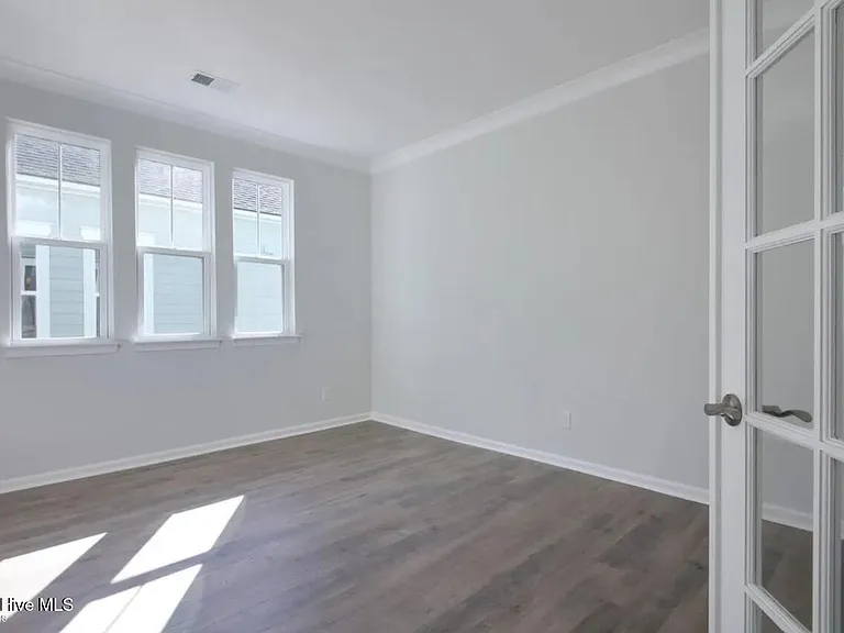 9103 Devaun Park Blvd — Photo 18