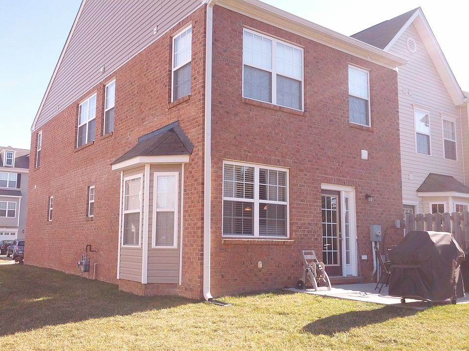 2nd image of 7297 Jackson Arch Dr