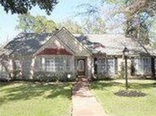 11714 Pebbleton Dr, Houston, TX 77070