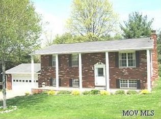 415 Sandhill Rd, Marietta, OH 45750