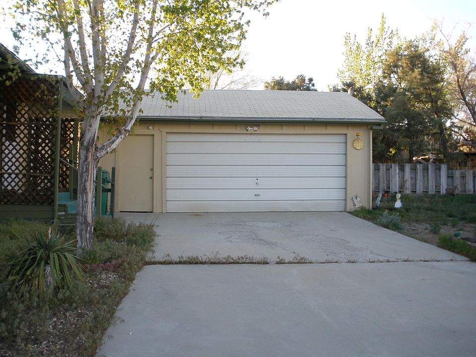 2nd image of 225 Aries Cir