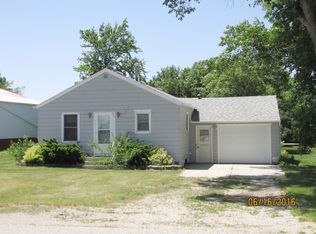 306 N Berlin St, Schaller, IA 51053