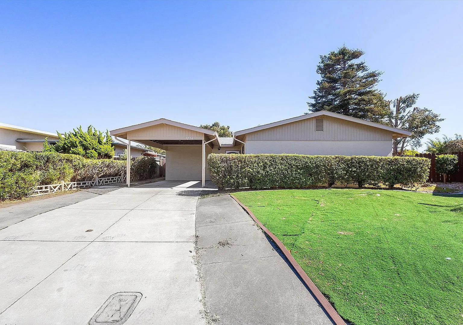 1256 Rosewood Way - 3+ bedroom | 2 bath | Single family home — Photo 2