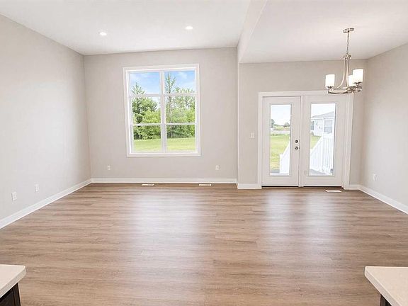 4th image of 4438 S Van Eaton Way