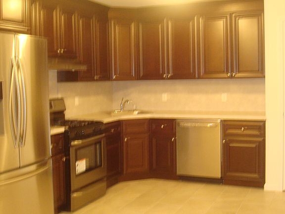 2nd image of 66 Livingston Ave #2