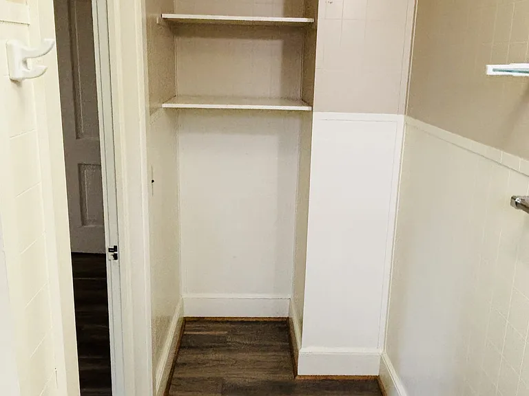 308 S Rogers St — Photo 16