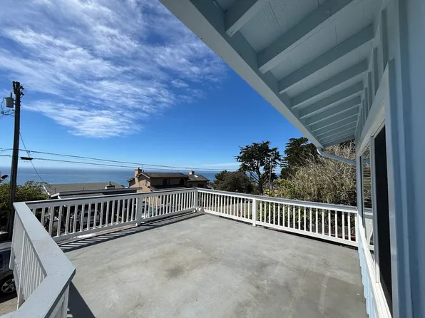 1798 Newhall Ave, Cambria, CA 93428