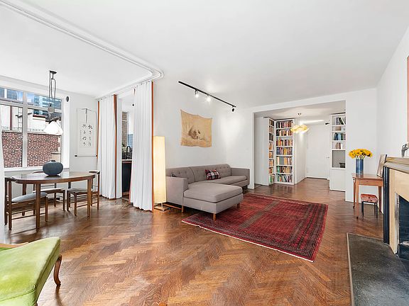 2nd image of 24 W 55th St APT 10F