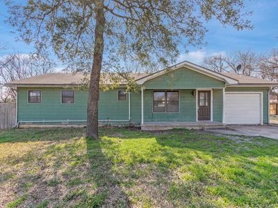 110 S Booth St, Mart, TX, 76664