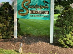 324 Shore Dr, Highlands, NJ
