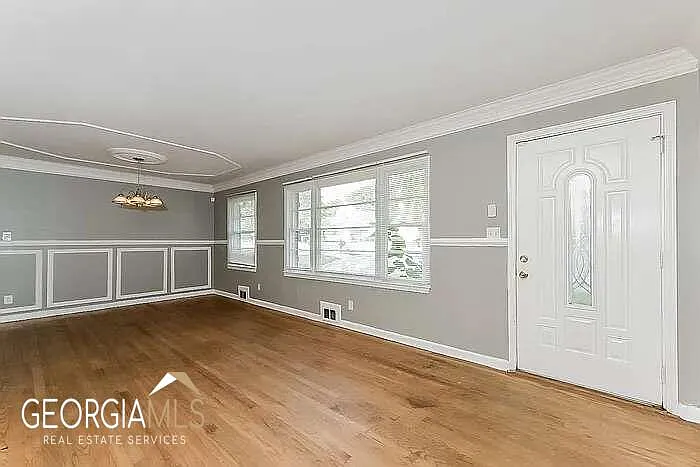 2502 Sylvan Rd photo 1