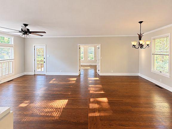 5th image of 11808 W Earl Rd