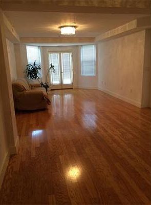 4th image of 150 Saint Paul St APT 402