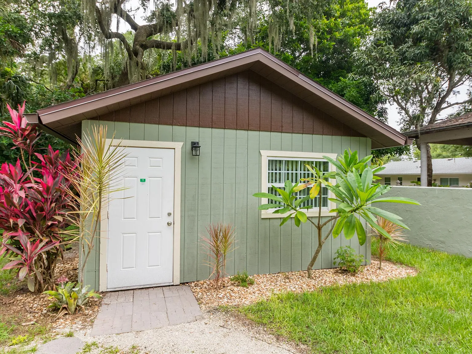 1 bed, 450 sqft, $1,750 — Photo 1