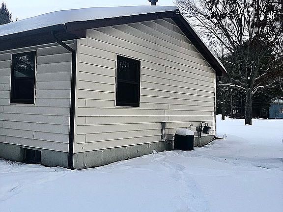 3rd image of 19056 Arrowhead Ln